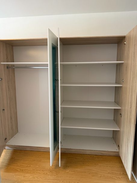 Fertiger Schrank Fertig aufgebauter Schrank beim Kunden in Amberg